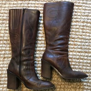 Make an offer ❤️ Vintage Frye Leather boots